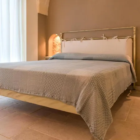 Artemide Carovigno