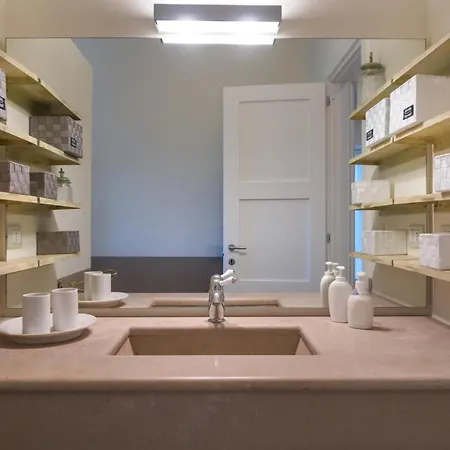Artemide Βίλα *
